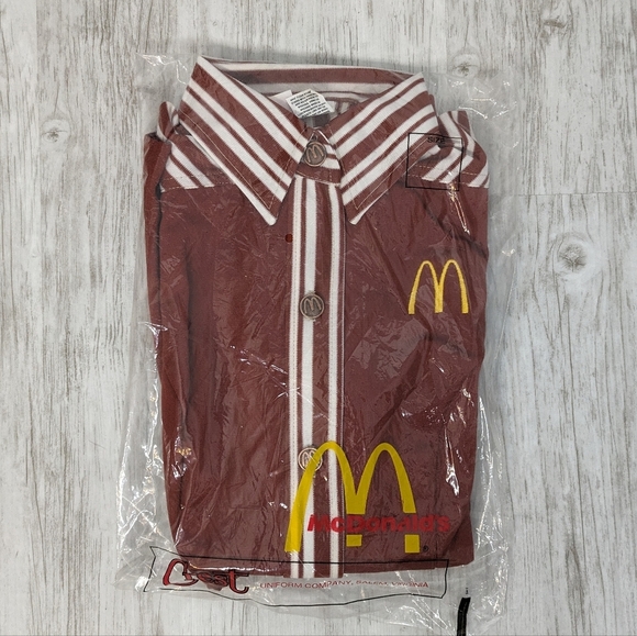 Rare Vintage 70s McDonald's Deadstock Button Down Rust Uniform Top in Packaging - Picture 4 of 9